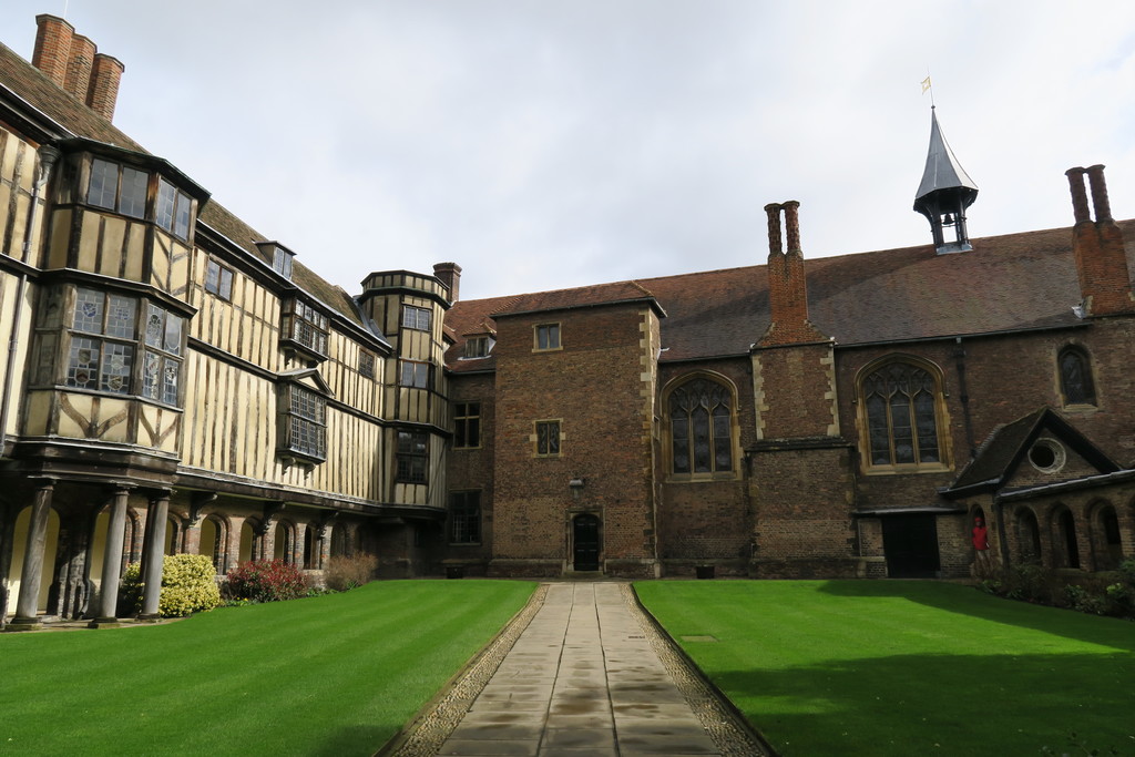 14.Queens College Cambridge