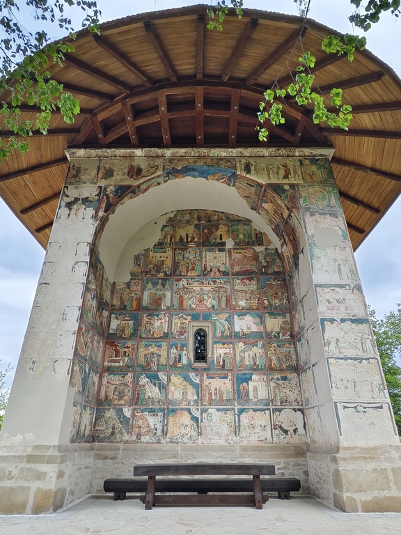 12.MonasteriosPintados