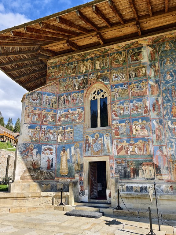 15.MonasteriosPintados